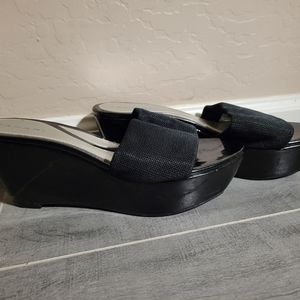 Tahari Black Platform Wedge Sandal
